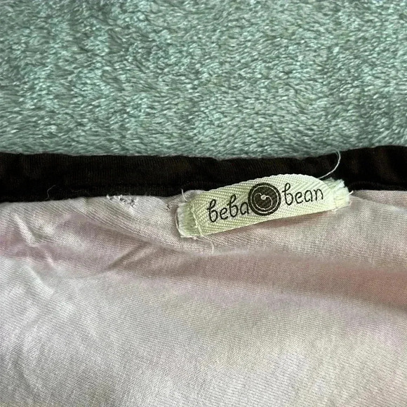 Beba Bean  - Viscose triangle cover/blanket nursing baby blanket - Picture 2 of 5